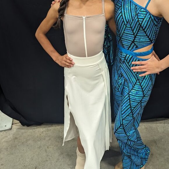 🎶 Artistic Dance Designs Costume – Style #12-63140 “SOUND” – Medium/Large Child - Picture 11 of 11